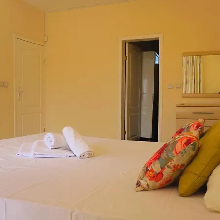 релакс - Relax Vilă *